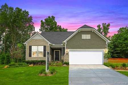 1025 Spring Trail Brighton, MI 48116