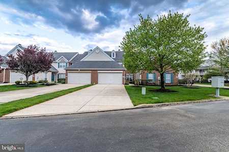 14 Grand Banks Circle Marlton, NJ 08053