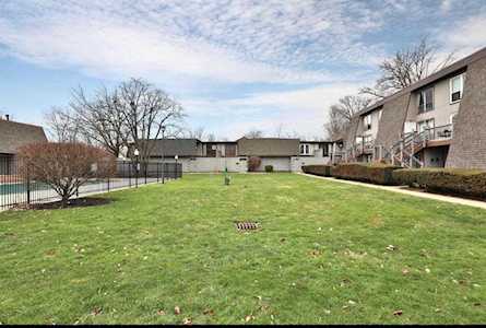 5438 Worthington Forest Place Columbus, OH 43229
