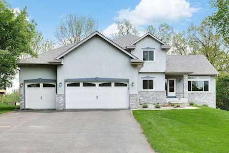 7601 7th Street N Oakdale, MN 55128