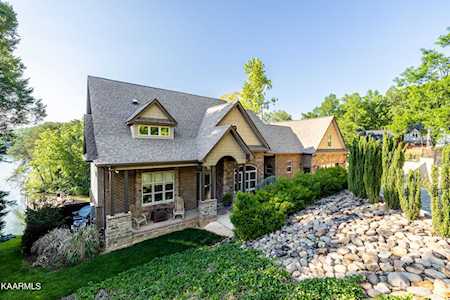 210 E Cove Dr Greenback, TN 37742