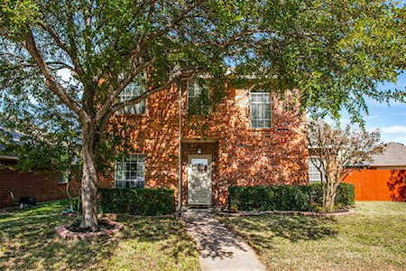 1461 Apenzell Lane Lewisville, TX 75067