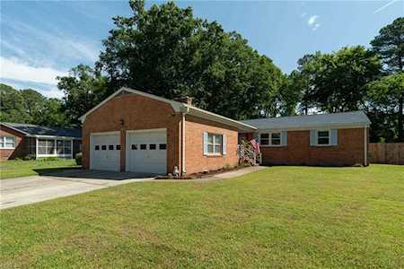 346 Brunell Dr Hampton, VA 23666