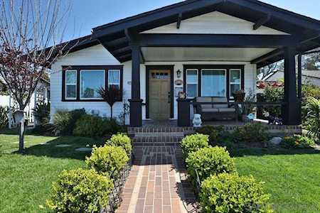 4577 New York St San Diego, CA 92116