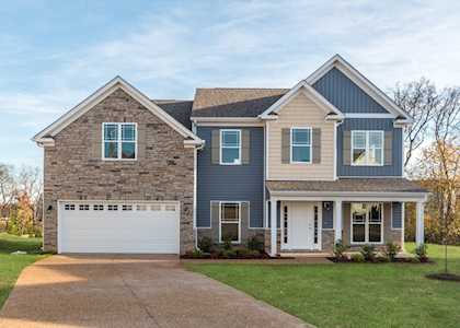 6010 Cavalry Ct Spring Hill, TN 37174