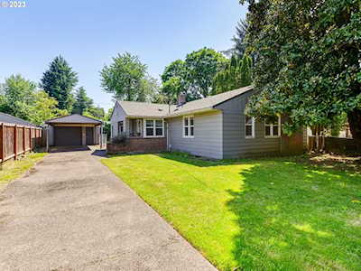 3703 E 14th ST Vancouver, WA 98661