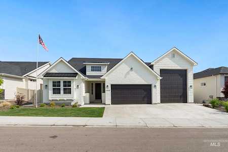 13820 Bouchaine St Caldwell, ID 83607-5065