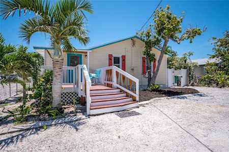 205 Sand Dollar Ln Englewood, FL 34223