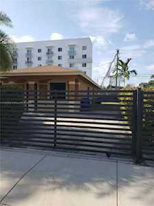 1611 NW 53rd St Miami, FL 33142