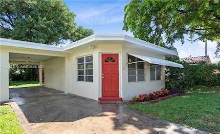 2111 Adams St Hollywood, FL 33020