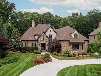 7914 Skye Lochs Dr Waxhaw, NC 28173