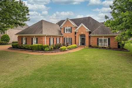1775 Napier Woods Dr Collierville, TN 38017
