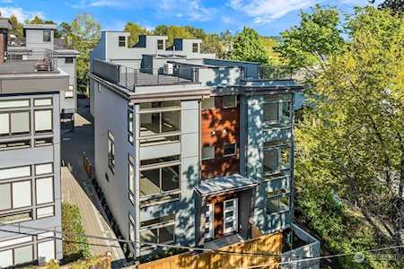 3625 B Linden Ave N Seattle, WA 98103