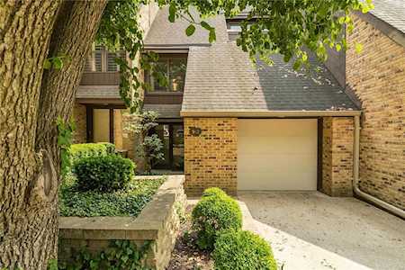 942 Somerfor Place St Louis, MO 63141