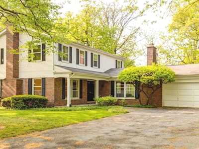 150 Sequoia Ln Deerfield, IL 60015