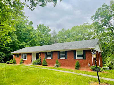 146 Forest Hill Dr Kingston, NY 12401