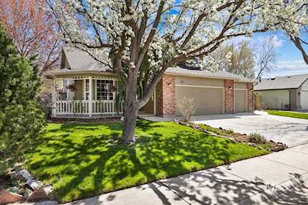 252 S Cobblestone Way Eagle, ID 83616