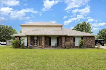 1219 Tomahawk Trce Murfreesboro, TN 37129