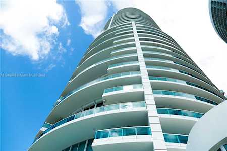 2127 Brickell Ave #606 Miami, FL 33129