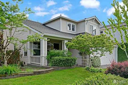 24251 SE 9th St Sammamish, WA 98075