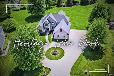 1293 E Legacy Lane Winona Lake, IN 46590