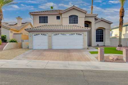 8208 Green Clover Ave Las Vegas, NV 89149