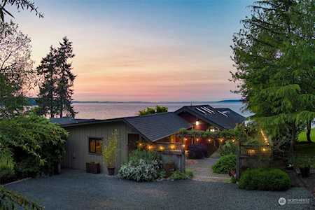 5372 NE Admiralty Way Hansville, WA 98340