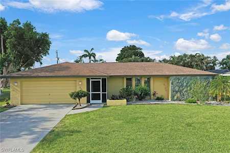 524 SE 36th St Cape Coral, FL 33904