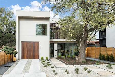 904 Christopher ST Austin, TX 78704