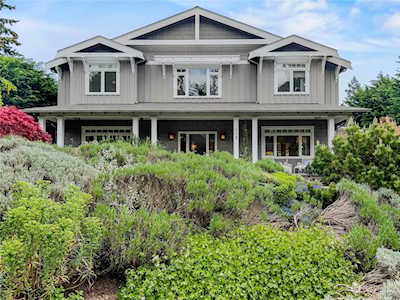 368 Eakin Dr NE Bainbridge Island, WA 98110