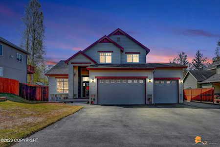 16932 Hideaway Ridge Dr Eagle River, AK 99577