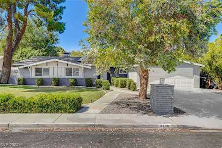 2706 Burton Ave Las Vegas, NV 89102