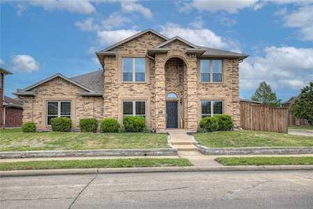 6802 Silver Lake Drive Rowlett, TX 75089