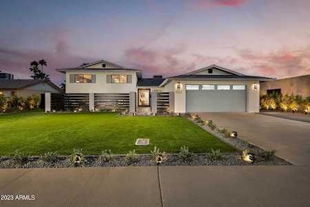 8313 E Malcomb Drive Scottsdale, AZ 85250