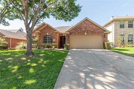 1909 Arrow Wood Drive Flower Mound, TX 75028
