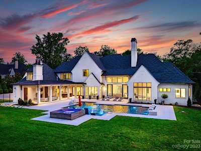519 Brackenbury Ln Charlotte, NC 28270