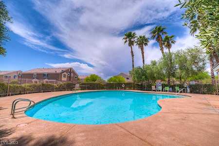 6716 Lavender Lilly Ln #3 North Las Vegas, NV 89084