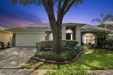 9309 Hampshire Park Dr Tampa, FL 33647