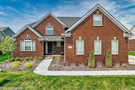 23955 Enclave Dr South Lyon, MI 48178