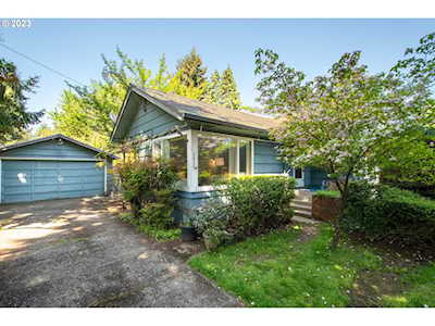 3830 E 18th ST Vancouver, WA 98661