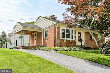 2240 New St East Petersburg, PA 17520
