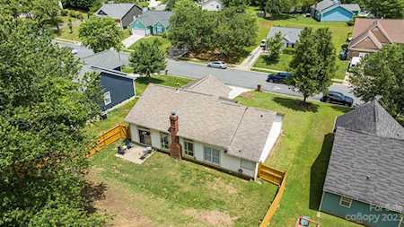 10016 Ashley Farm Dr Matthews, NC 28105