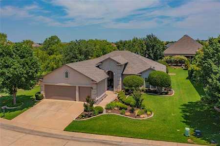 11708 Oak Brook Court Denton, TX 76207