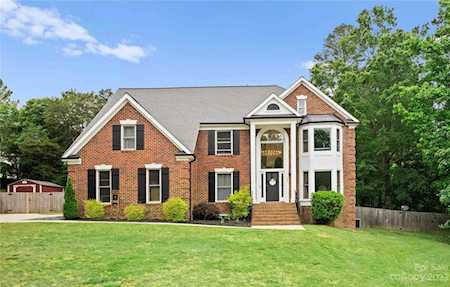 131 Silverleaf Ln Mooresville, NC 28115