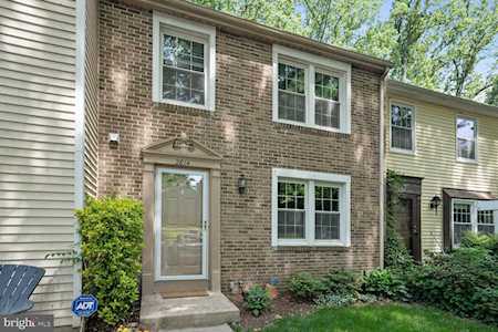 2814 Raymond Ct Falls Church, VA 22042