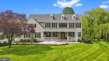 14 Clover Mill Ln Malvern, PA 19355