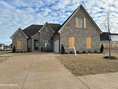 4228 S Bolivar Trl Olive Branch, MS 38654