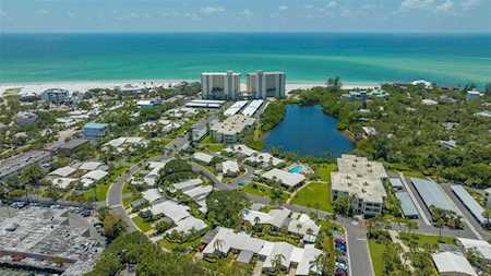 140 Whispering Sands Dr #V-40 Sarasota, FL 34242