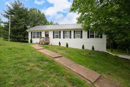 550 Gregory Rd Westmoreland, TN 37186