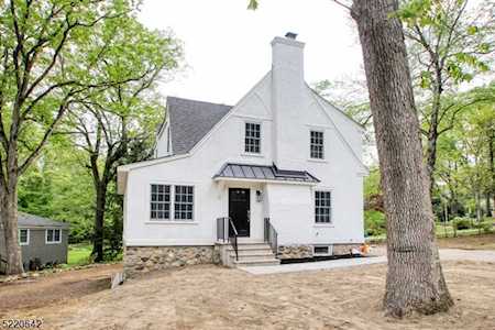 20 Condit Rd Mountain Lakes Boro, NJ 07046